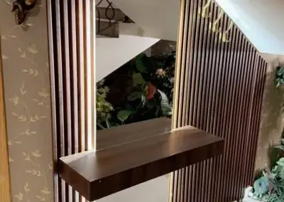 معلم محترف لديكورات بديل الخشب بجنوب جدة