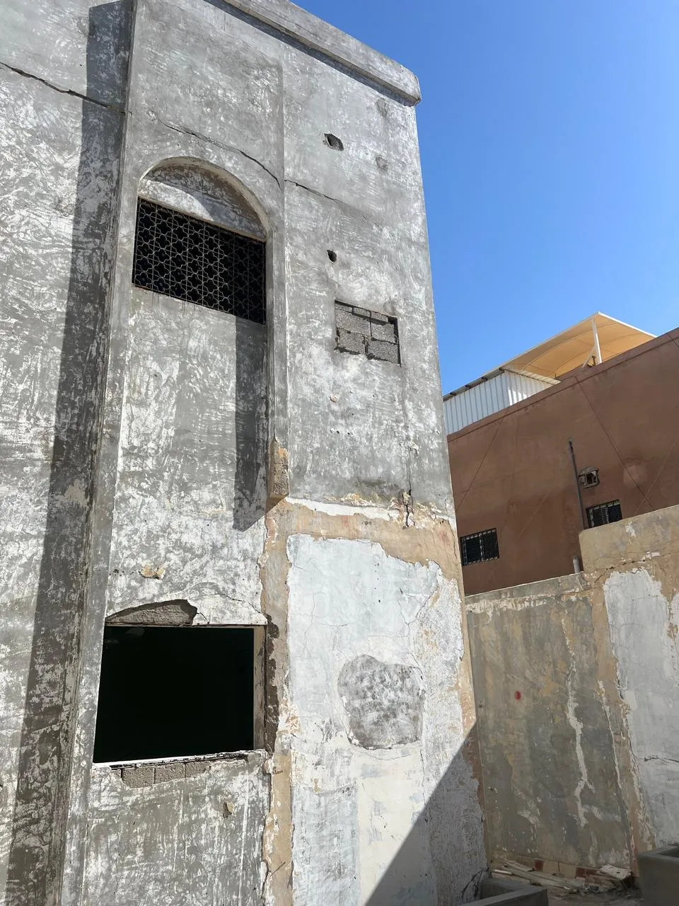 اسرع مقاول ترميم المباني حي الشرفية