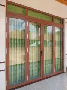 معلم ورق جدران وتركيب ابواب كرديوم في جدة 