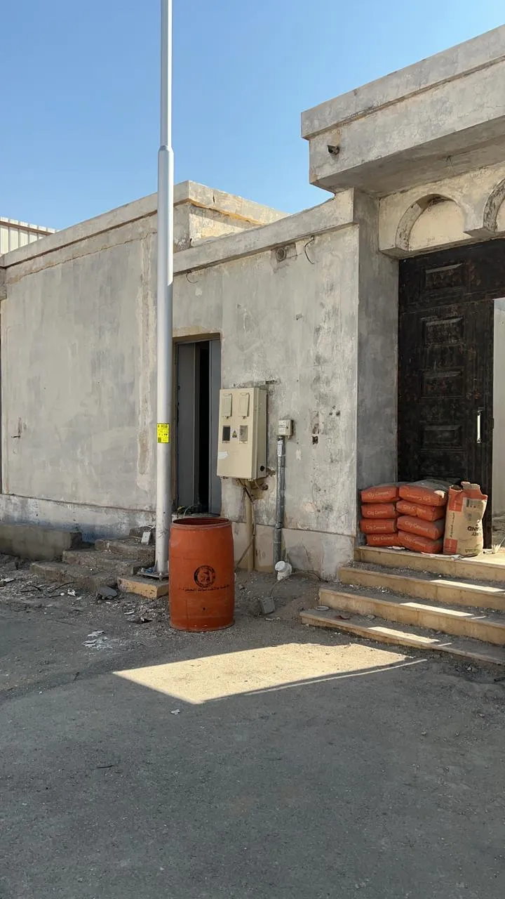 مقاول لخدمات المقاولات العامة حي التوفيق بشرق جدة 