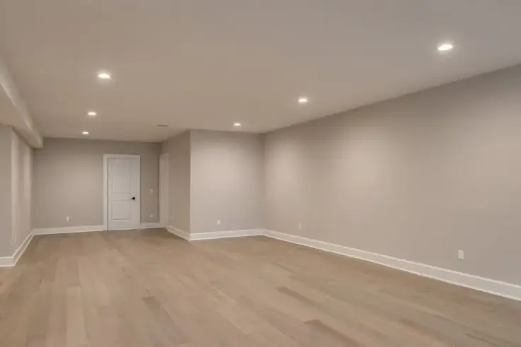 أحدث دهانات الديكورات ورق الجدران في 2026 بين الهدوء والجرأة