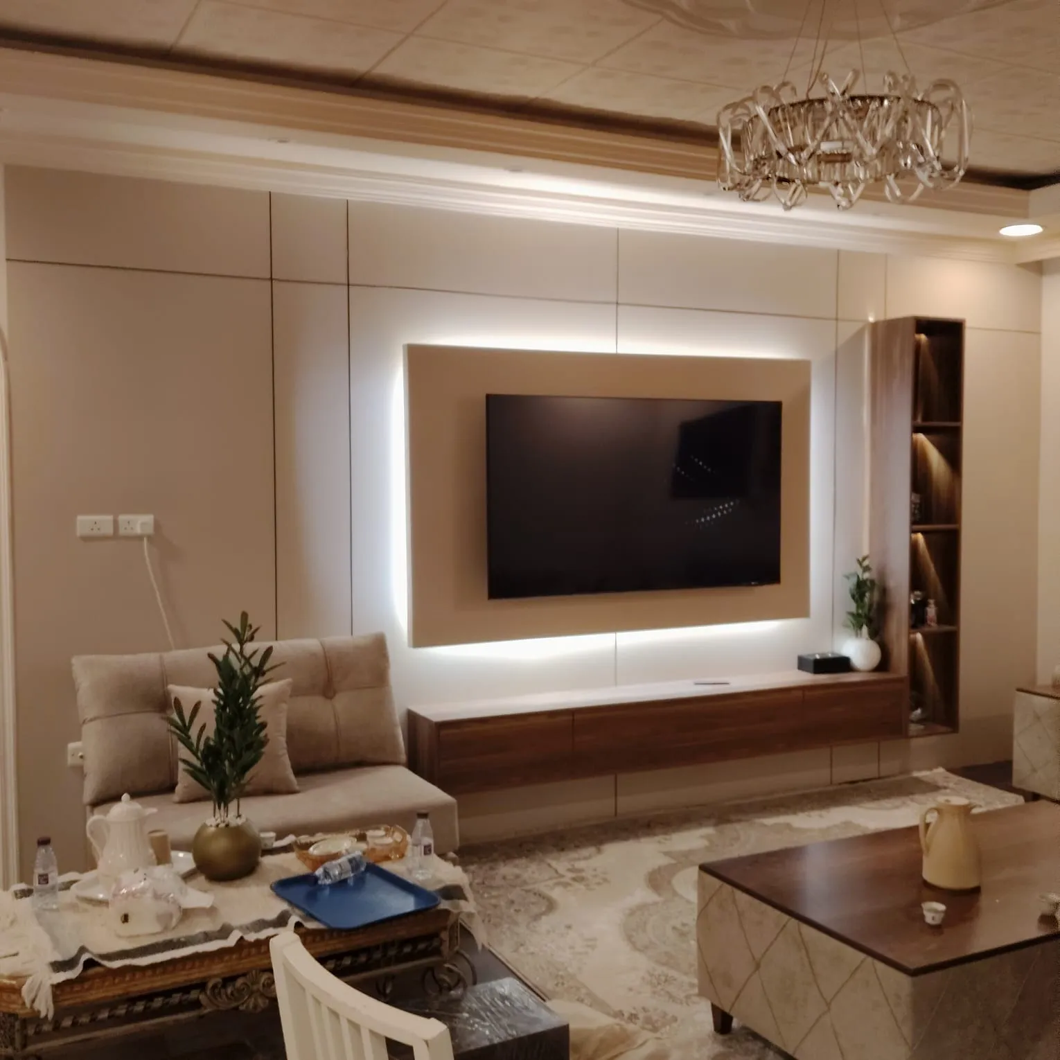 معلم تركيب بديل الشيبورد ودواليب في حي الشرفية بجدة