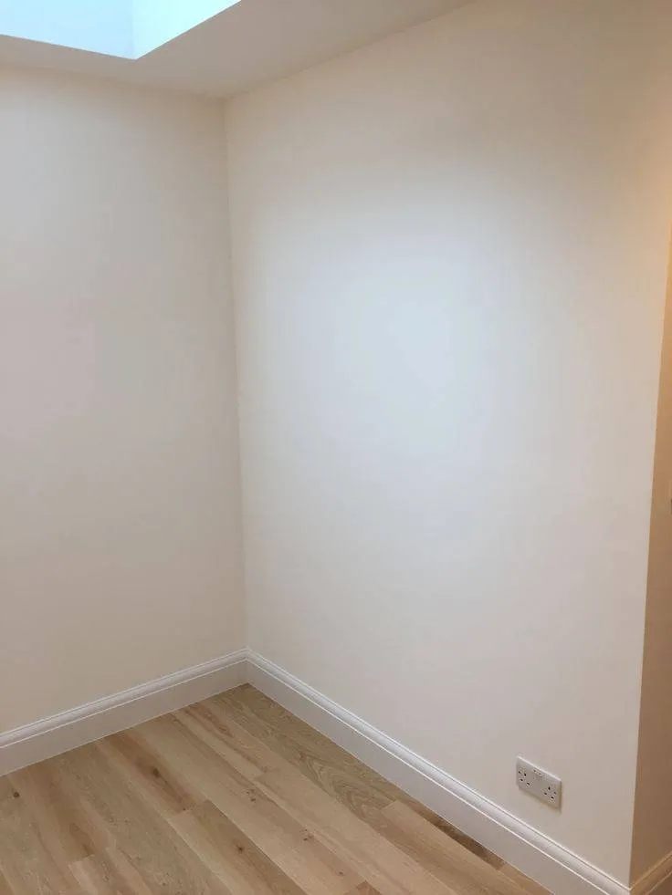 معلم ورق الجدران ودهانات في جدة 